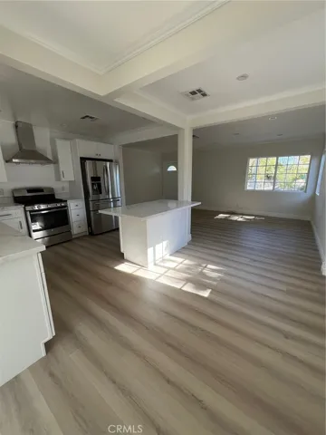 6653 Quakertown, Winnetka, California 91306
