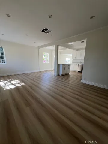 6653 Quakertown, Winnetka, California 91306