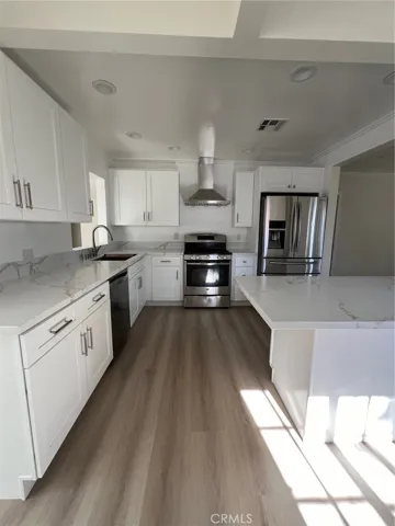6653 Quakertown, Winnetka, California 91306