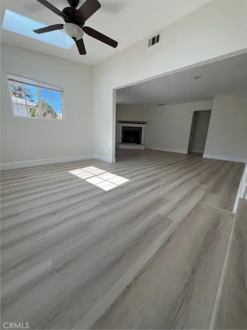 6653 Quakertown, Winnetka, California 91306