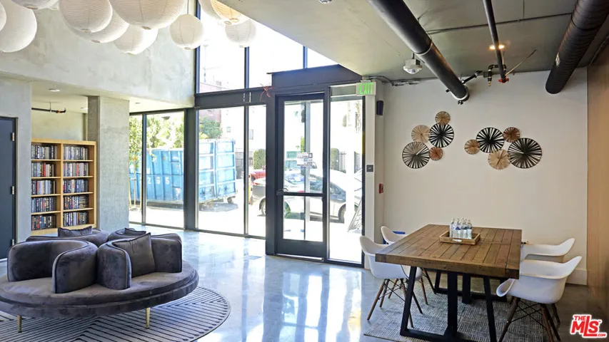 3800 Mentone Avenue 407, Culver City, California 90232