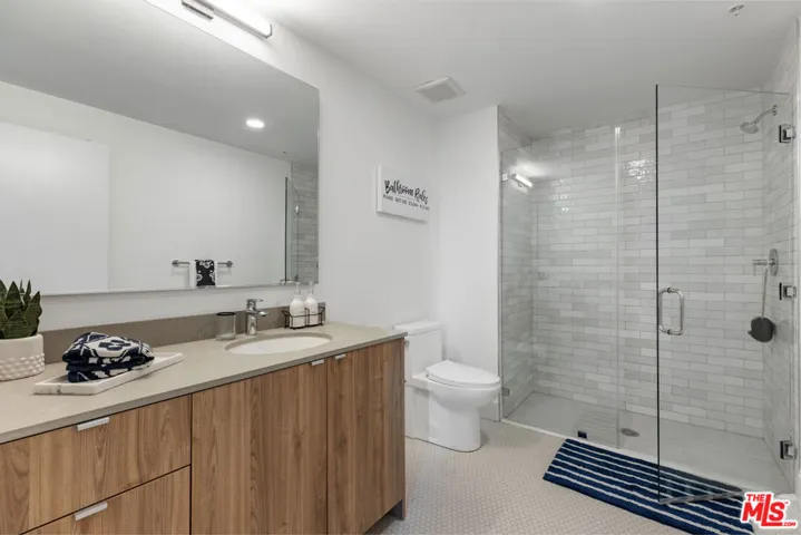 3800 Mentone Avenue 407, Culver City, California 90232