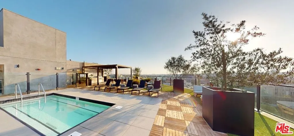 3800 Mentone Avenue 407, Culver City, California 90232
