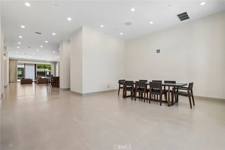 17363 Chase Street, Northridge, California 91325