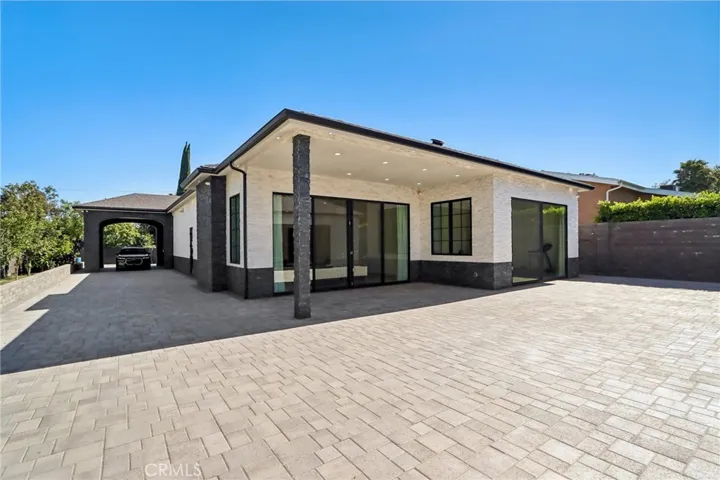 17363 Chase Street, Northridge, California 91325