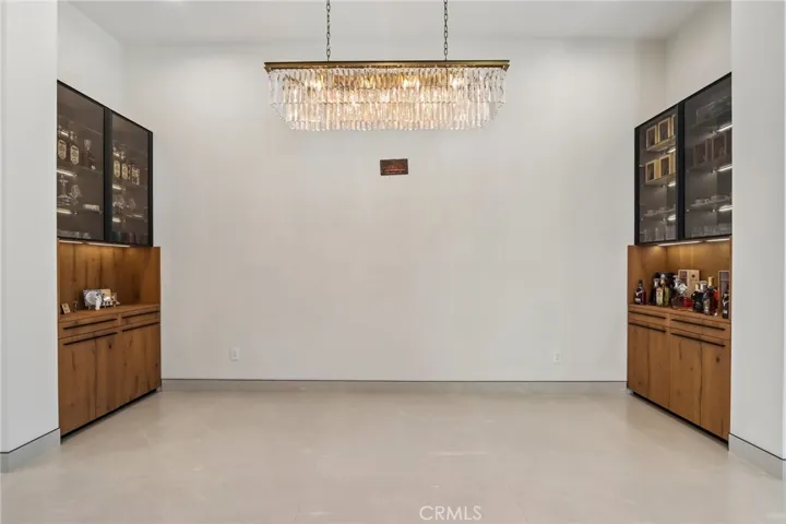 17363 Chase Street, Northridge, California 91325