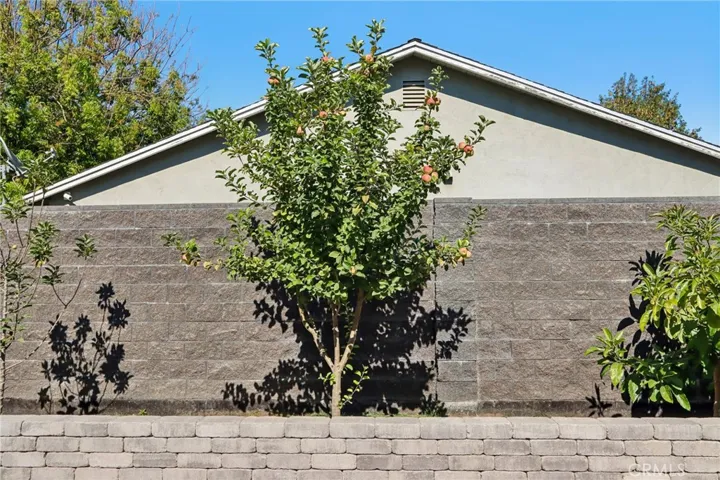 17363 Chase Street, Northridge, California 91325