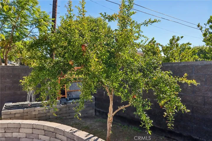 17363 Chase Street, Northridge, California 91325