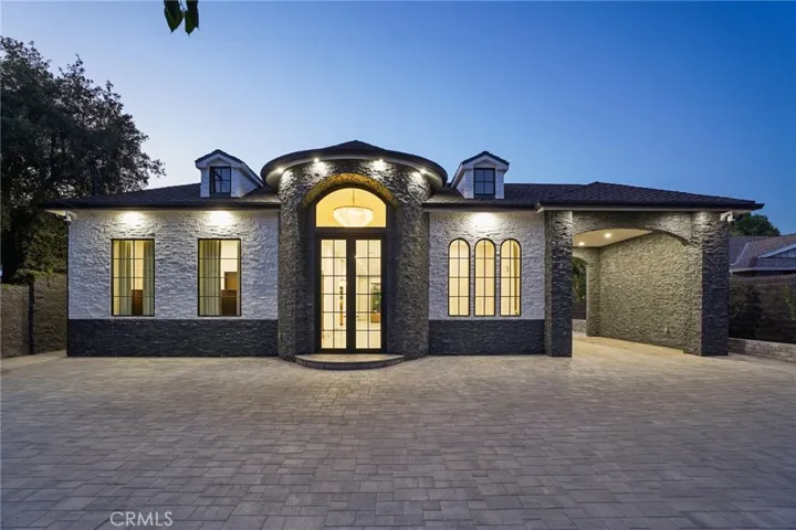 17363 Chase Street, Northridge, California 91325