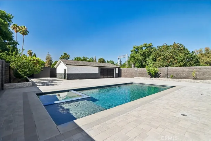 17363 Chase Street, Northridge, California 91325