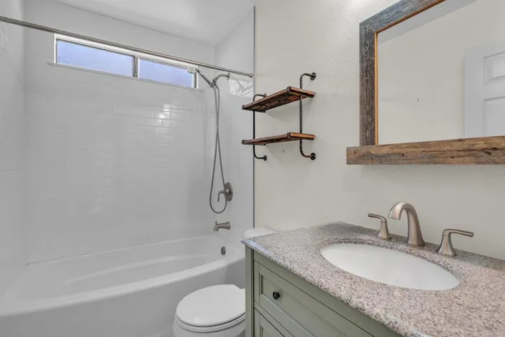 3036 Avenida Christina, Carlsbad, California 92009