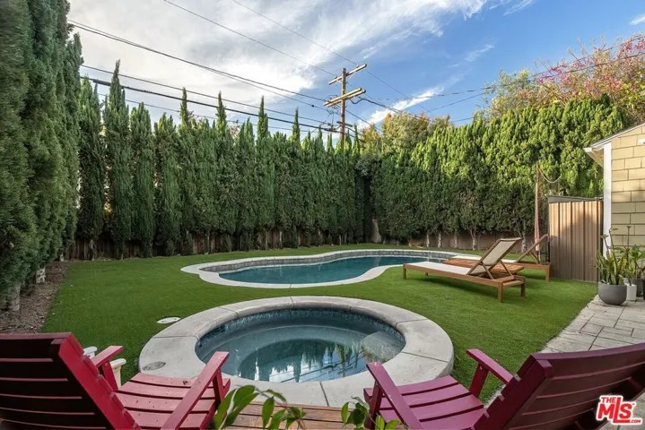 11825 Pacific Avenue, Los Angeles, California 90066