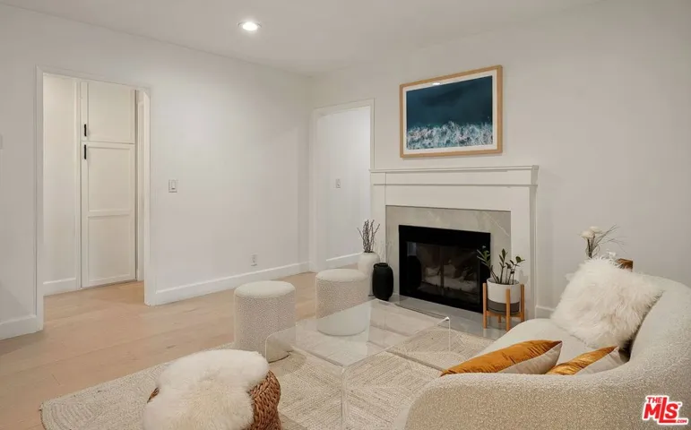 11825 Pacific Avenue, Los Angeles, California 90066