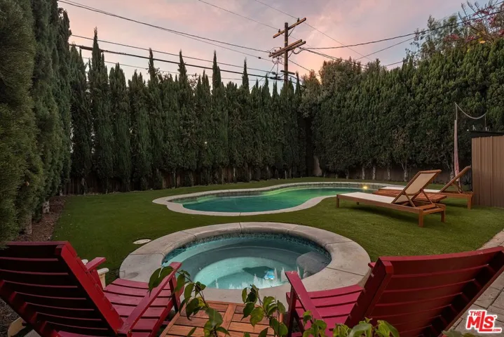 11825 Pacific Avenue, Los Angeles, California 90066