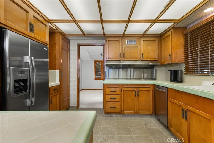 5420 E El Jardin Street, Long Beach, California 90815