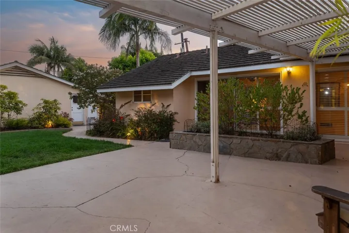 5420 E El Jardin Street, Long Beach, California 90815