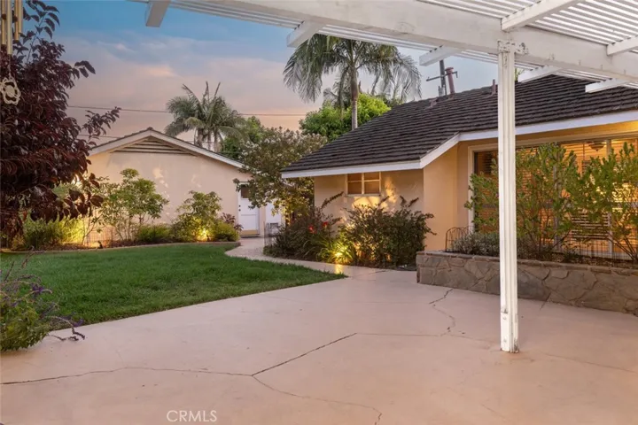 5420 E El Jardin Street, Long Beach, California 90815