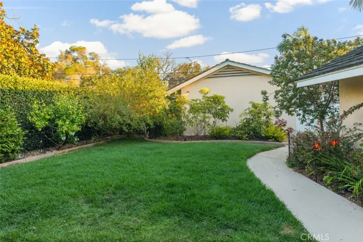 5420 E El Jardin Street, Long Beach, California 90815