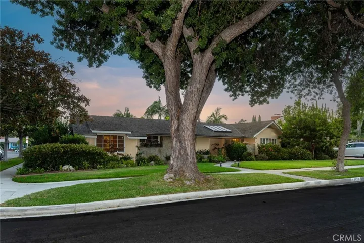 5420 E El Jardin Street, Long Beach, California 90815