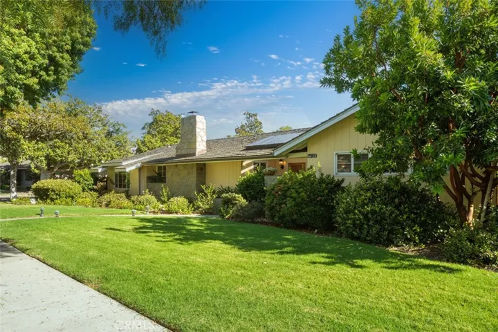 5420 E El Jardin Street, Long Beach, California 90815