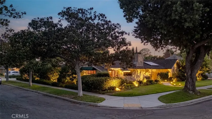 5420 E El Jardin Street, Long Beach, California 90815