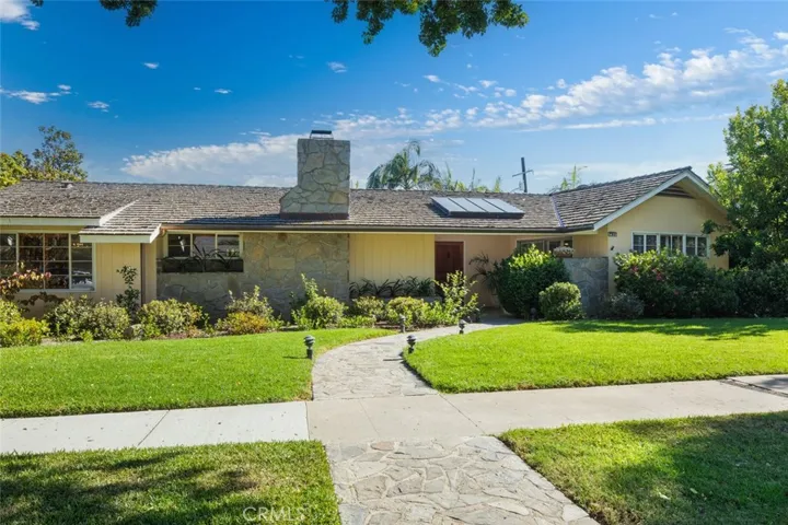 5420 E El Jardin Street, Long Beach, California 90815