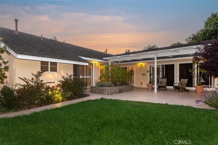 5420 E El Jardin Street, Long Beach, California 90815