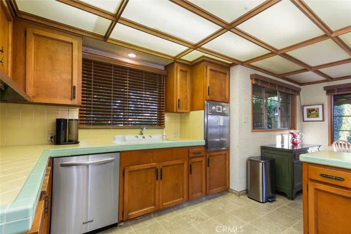 5420 E El Jardin Street, Long Beach, California 90815