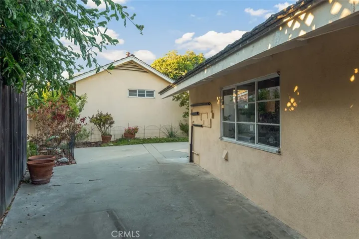 5420 E El Jardin Street, Long Beach, California 90815