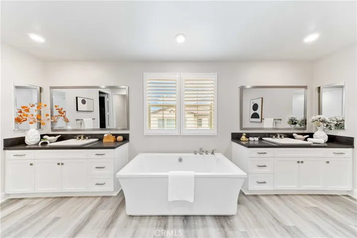103 Drama, Irvine, California 92618