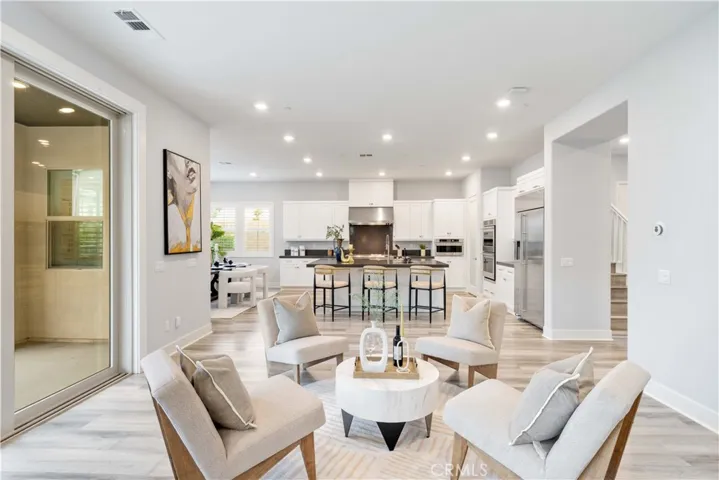 103 Drama, Irvine, California 92618