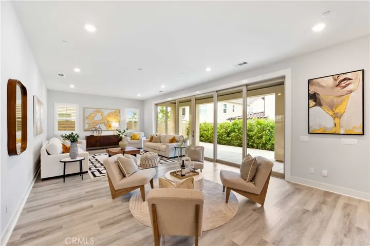 103 Drama, Irvine, California 92618