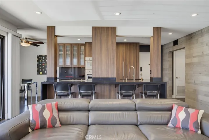 1525 E Appleton Street 201, Long Beach, California 90802