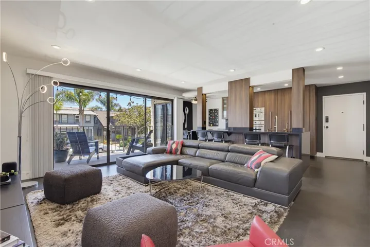 1525 E Appleton Street 201, Long Beach, California 90802