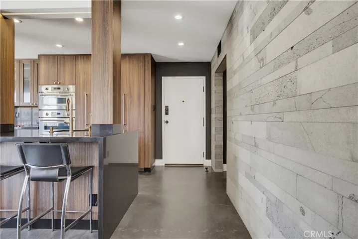 1525 E Appleton Street 201, Long Beach, California 90802
