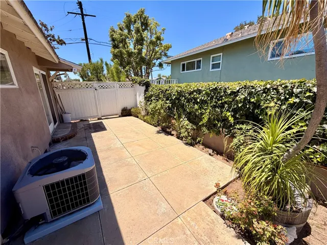 800 N Richman, Fullerton, California 92832