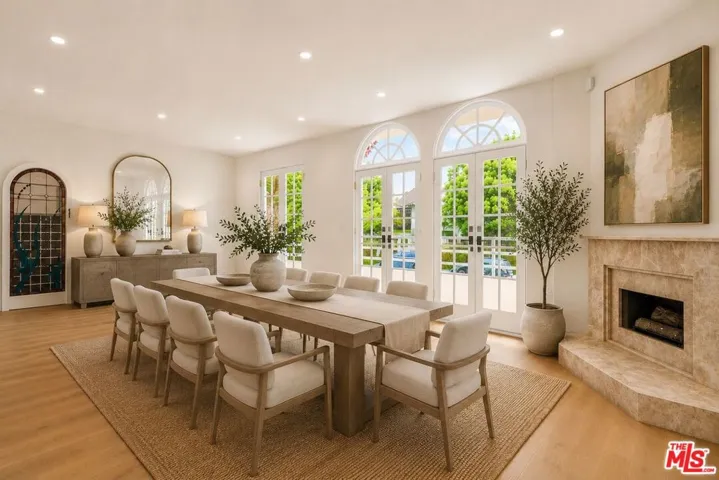 9921 Durant Drive 1, Beverly Hills, California 90212