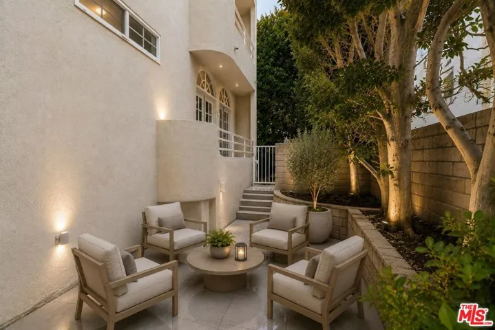 9921 Durant Drive 1, Beverly Hills, California 90212