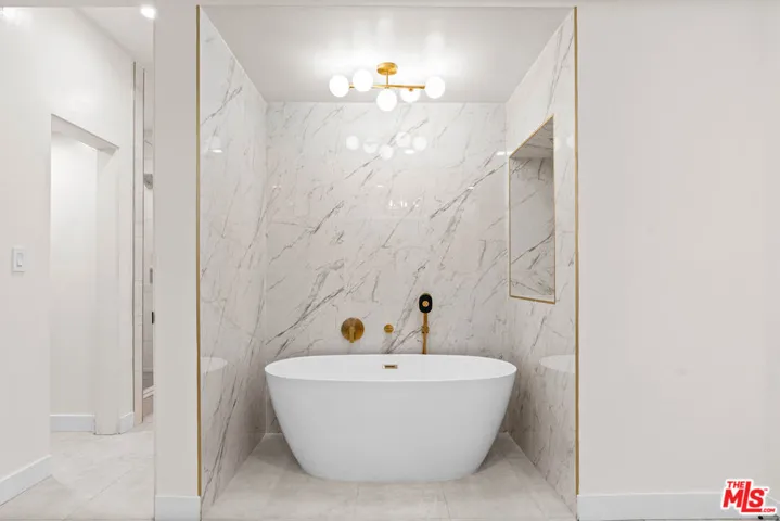 9921 Durant Drive 1, Beverly Hills, California 90212