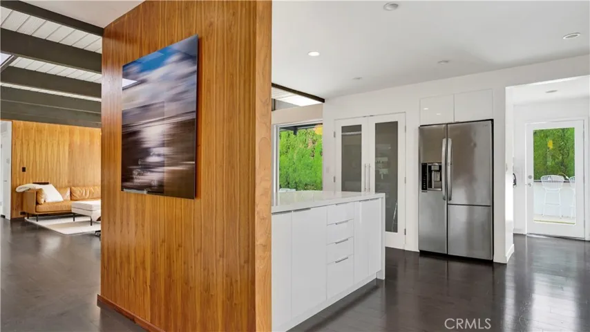 2000 Nautilus Lane, Newport Beach, California 92660