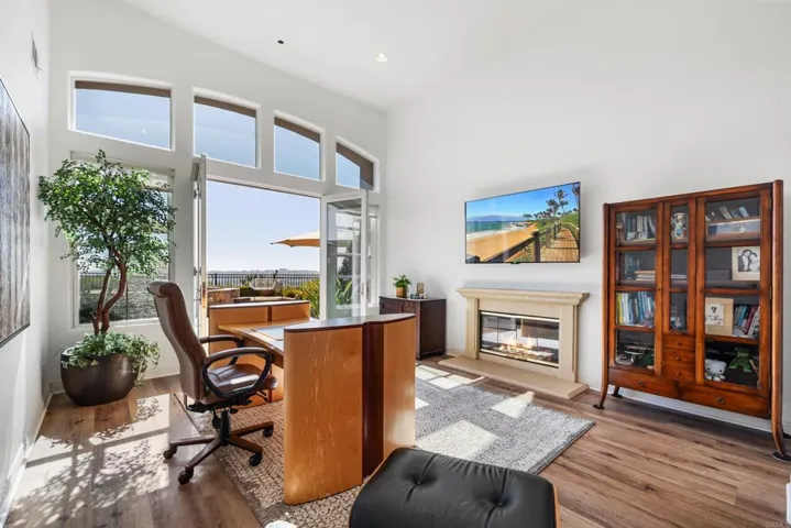 6539 Mesa Norte Dr., San Diego, California 92130