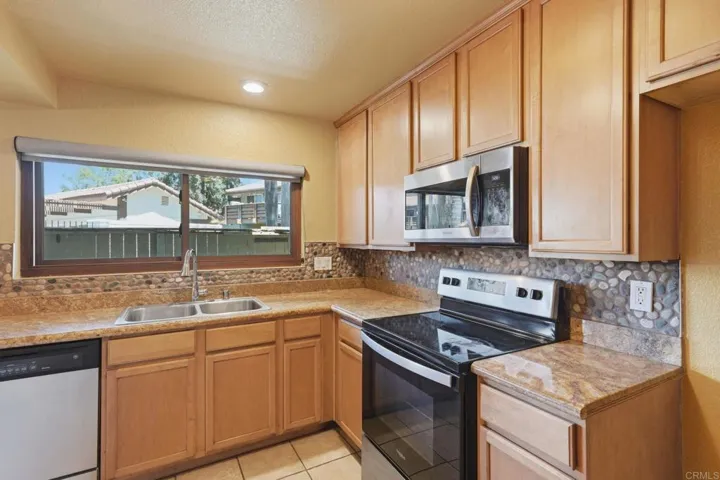 615 Fredricks Avenue 89, Oceanside, California 92058