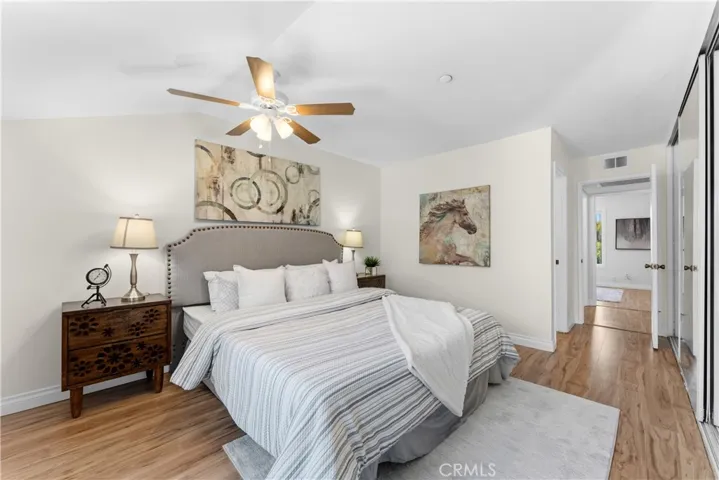 23282 Orange, Lake Forest, California 92630