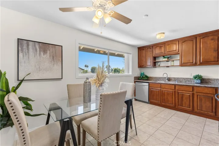 23282 Orange, Lake Forest, California 92630