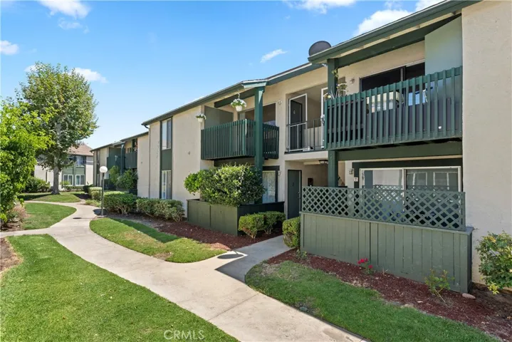 23282 Orange, Lake Forest, California 92630