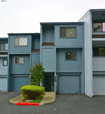 17994 Azalea Rd., Hayward, California 94541-4609