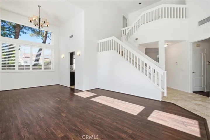 5199 Carmento Drive, Oak Park, California 91377