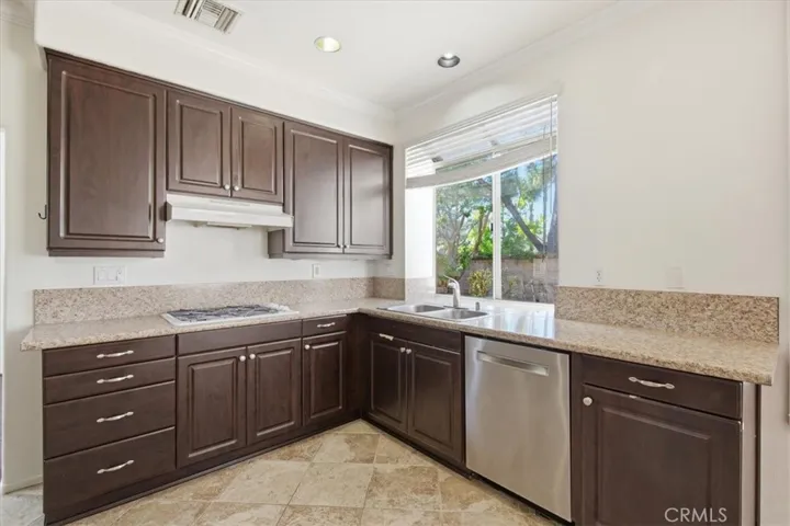 5199 Carmento Drive, Oak Park, California 91377