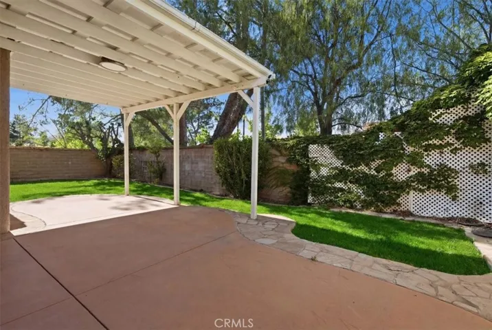 5199 Carmento Drive, Oak Park, California 91377