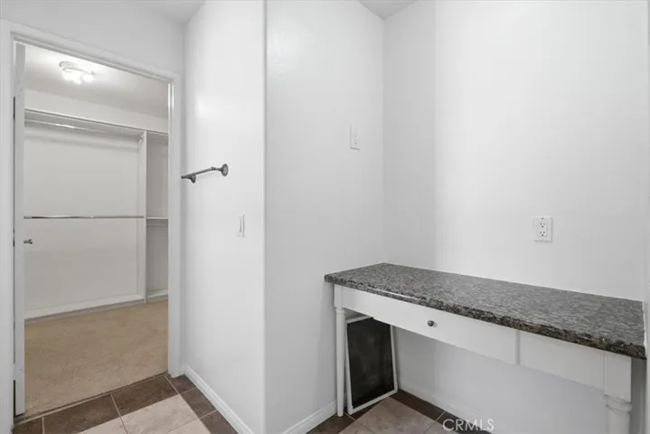 5199 Carmento Drive, Oak Park, California 91377